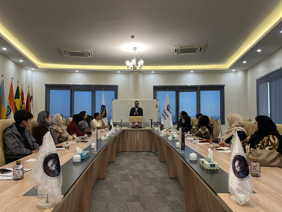 کارگاه و گفت‌وگوی گروهی
